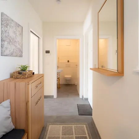 Jesse Apartment *